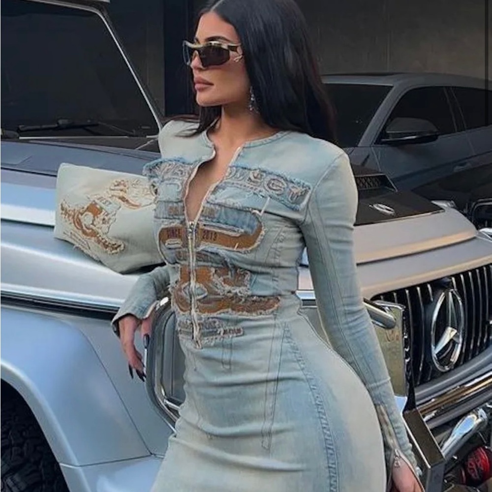 Y project denim dress as seen in Kylie Jenner Stylish Denim Dress